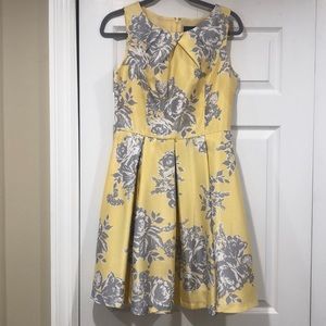 Great graduation dress!